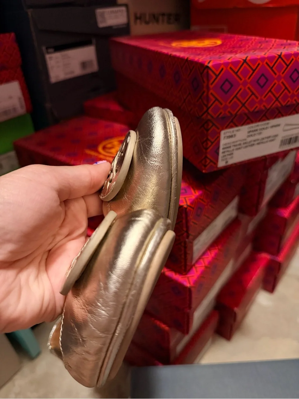 Tory Burch Metallic Gold Leather Logo Ballet Flats in Gold
